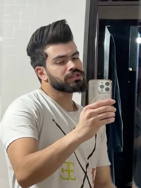 Tabestoon Kootahe · Zedbazi