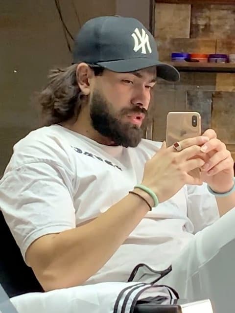 Yadegari (Ft Shayan Yo) · Shayan Eshraghi