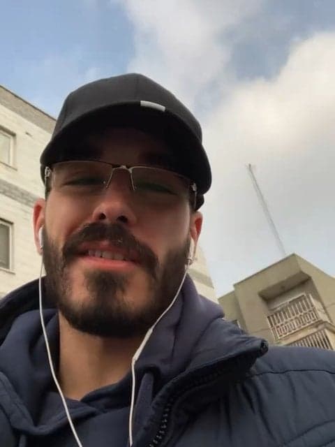 Baroon Delam Khast · Shadmehr Aghili