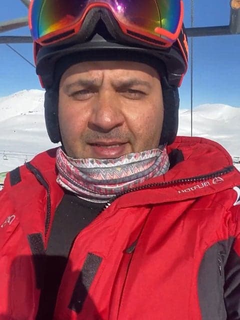 Soojehat Tekrarie · Sirvan Khosravi