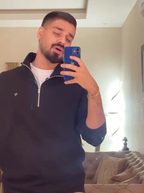 Eshghesho Dari · Haamim