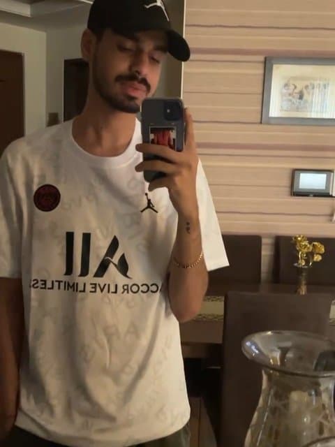 Yebaram Man (Ft Arta, Behzad Leito, & Raha) · Koorosh