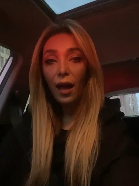 Jaye Hamegi Khali · Donya