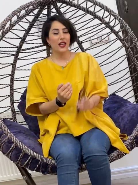 Chesh To Chesh · Garsha Rezaei