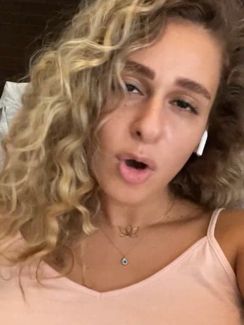 Man Az To · Dariush