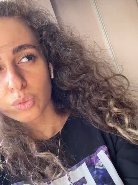 Divooneh Hali · Ehsan Khajehamiri