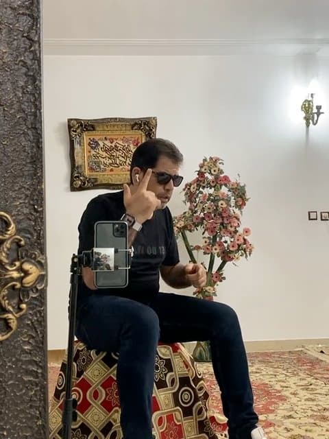 Begoo Binam · Armin 2AFM