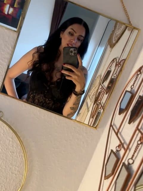 Parvaneh · Siavash Ghomayshi