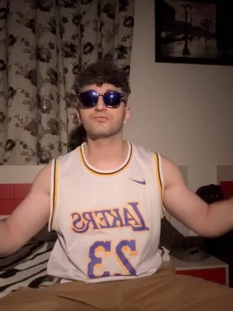 Fereshteye Bad · Isam