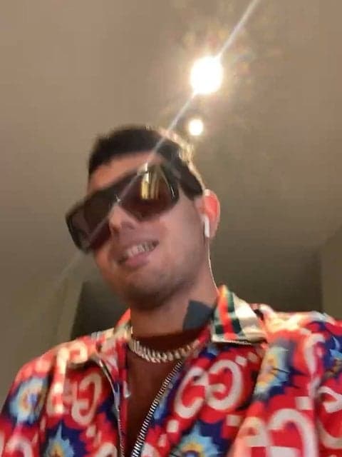 Tehran Tokyo · Sasy