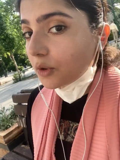 Shabe Tou Shabe Man · Nooshafarin