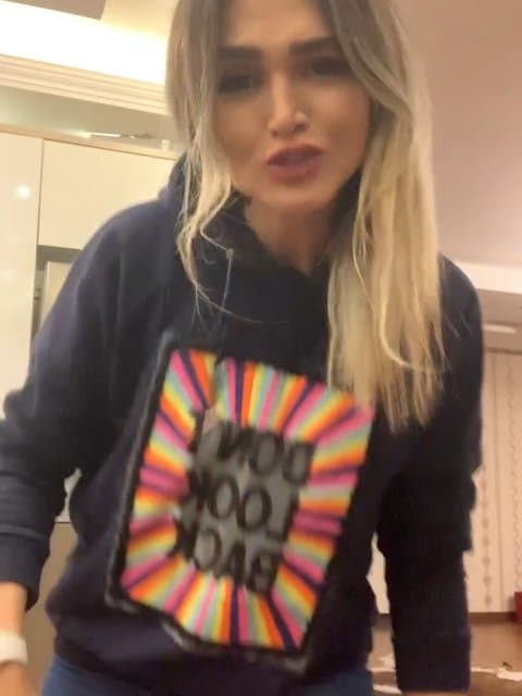 Pesare Bad (Ft Sohrab MJ & Cornellaa) · Sijal