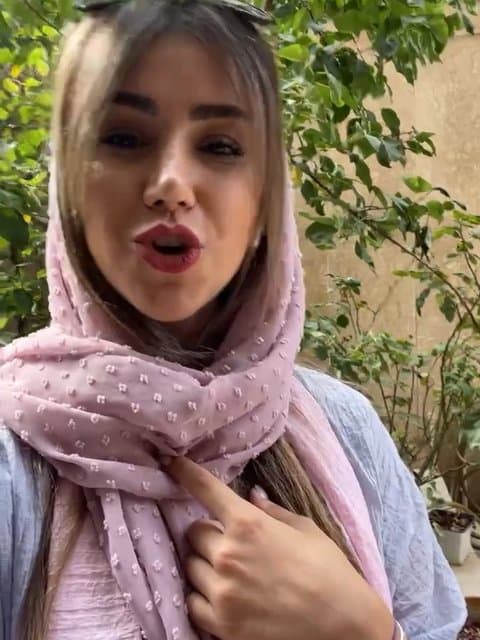 Noghte Zaaf · Shadmehr Aghili