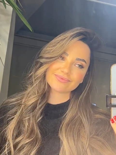 Sarnevesht · Homayra