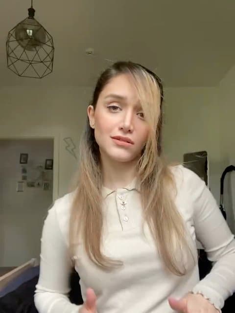 Ajayeb Shahr · Hamid Sefat