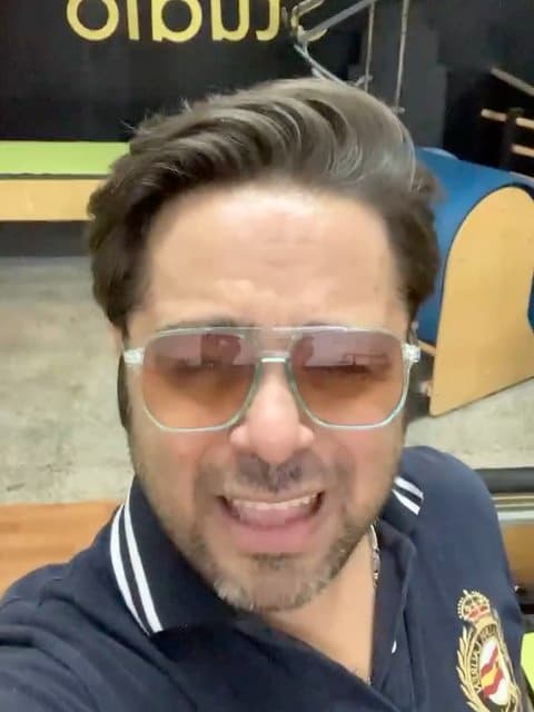 Ghararemoon Yadet Nareh · Mansour