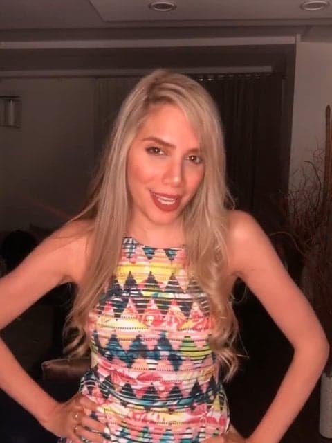 Zibaye Mani · Satin