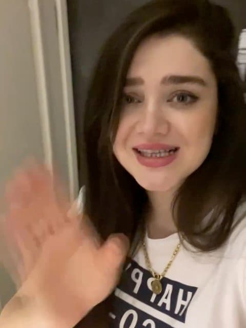 Bye Bye Bye · Donya