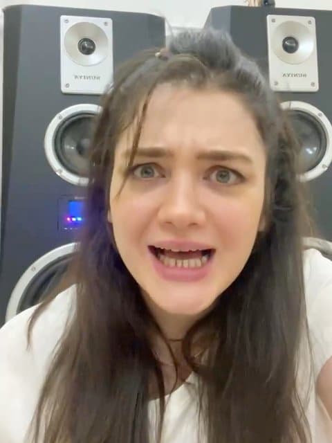 Amoo Hassan · Donya