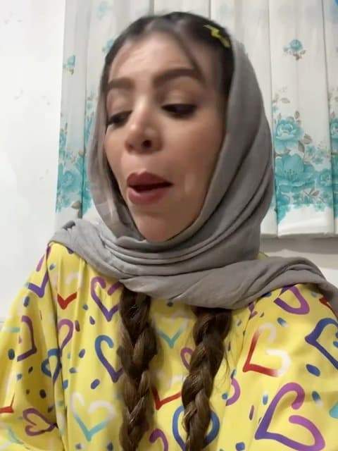 Saghia Saghia · Mazyar Fallahi