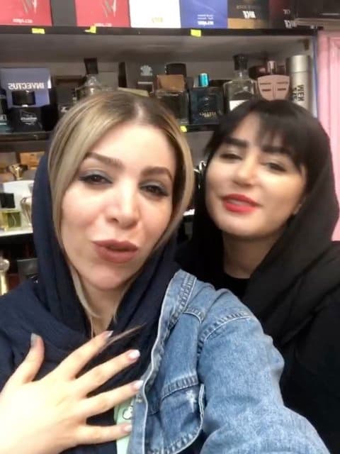 Ghararemoon Yadet Nareh · Mansour