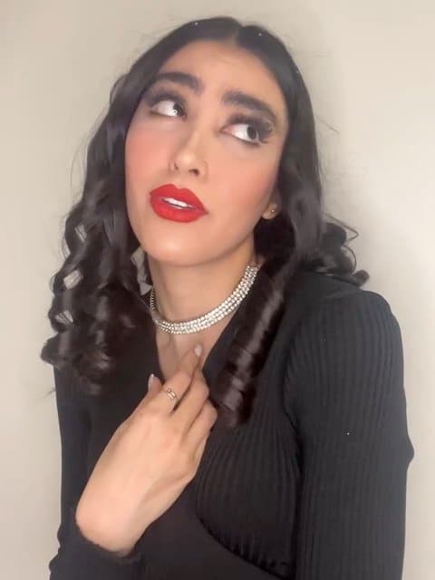 Zire Baroona Gomam · Hoorosh Band