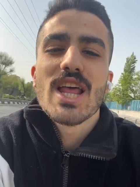 Pedare Man Bad Mano Negah Mikone · Zedbazi