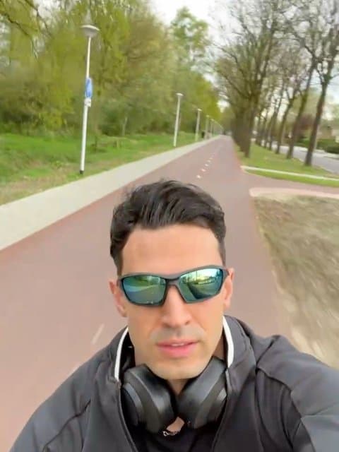 Eshghe Man · Mehdi Ahmadvand