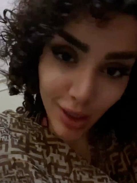 Noon o Namak · Sogand