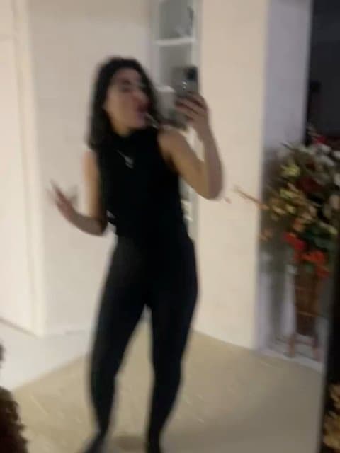 Dore Donia · Pishro