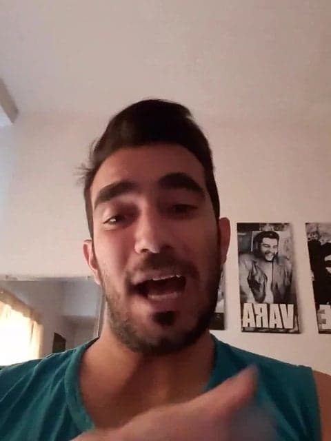 Arameshi Daram · Reza Bahram