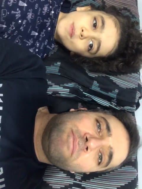 Roosari Abi · Ali Zand Vakili