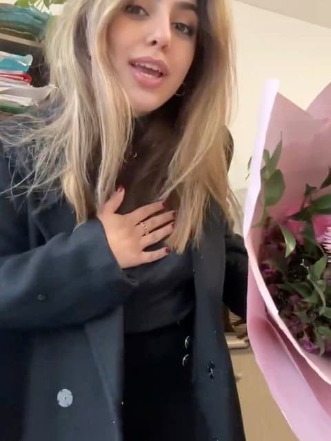 Dele Divouneh · Hayedeh