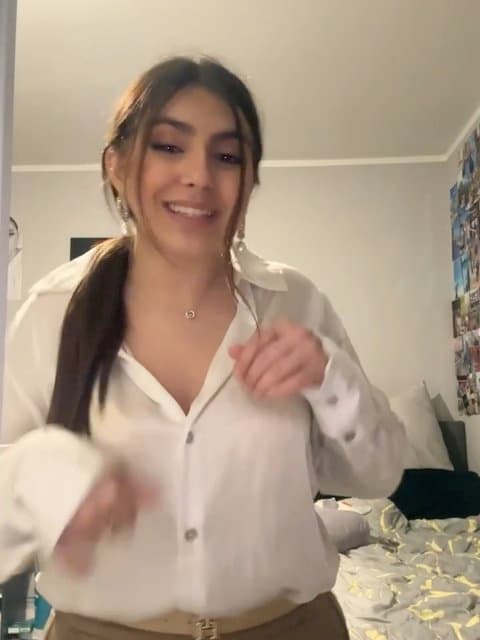 Cheshmaie Rangi · Farzad Farokh