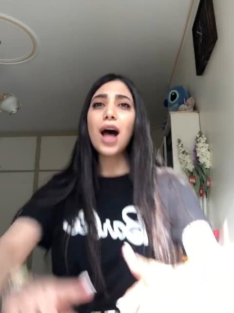 Amoo Hassan · Donya