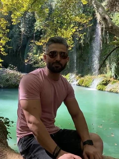 Zade Baroon · Masoud Sadeghloo