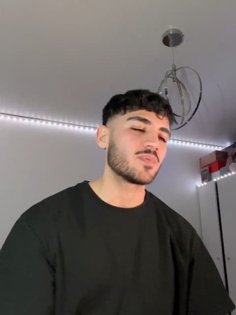 Nashod Behet Begam · Koorosh & Tamara