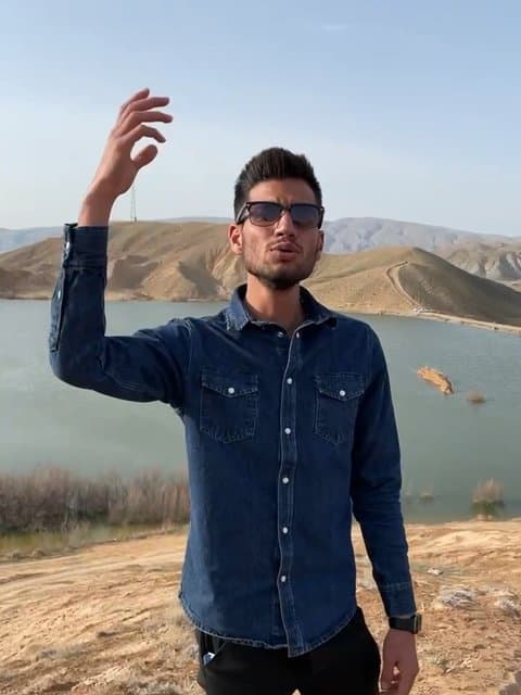 Zibatarin Etefagh · Sirvan Khosravi