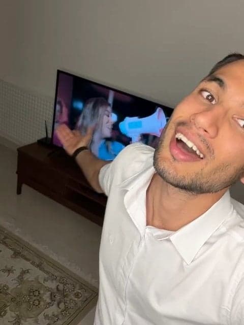 Shab Bekheir · Satin