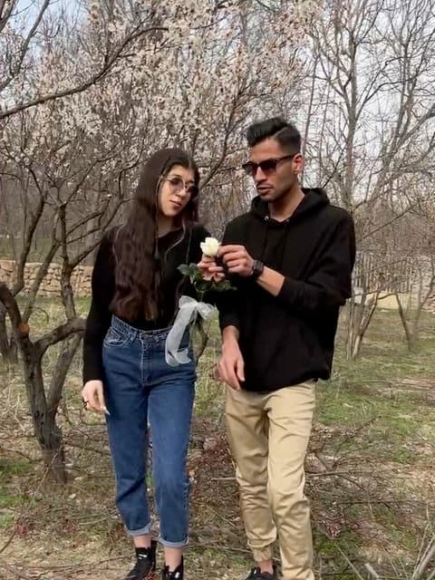 Roze Sefid · Haamim