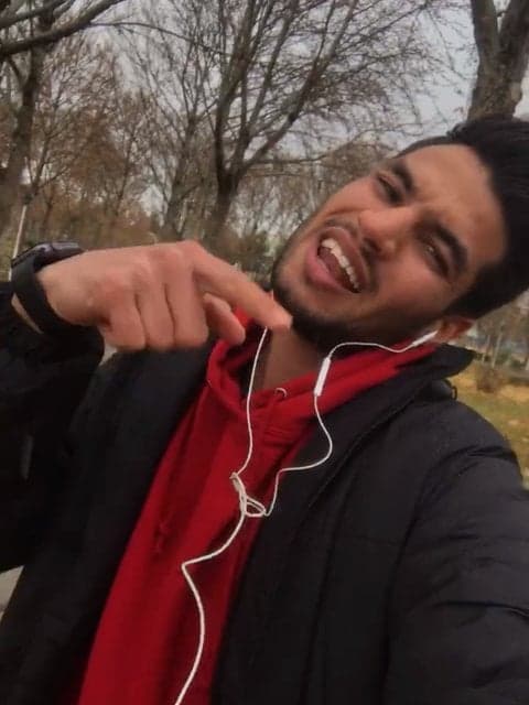 Baroon Delam Khast · Shadmehr Aghili