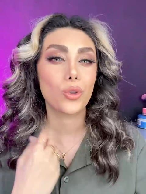 Dokhtar Irooni · Sohrab Pakzad