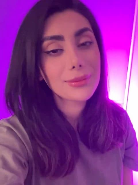 Abie Asemoon · Donya