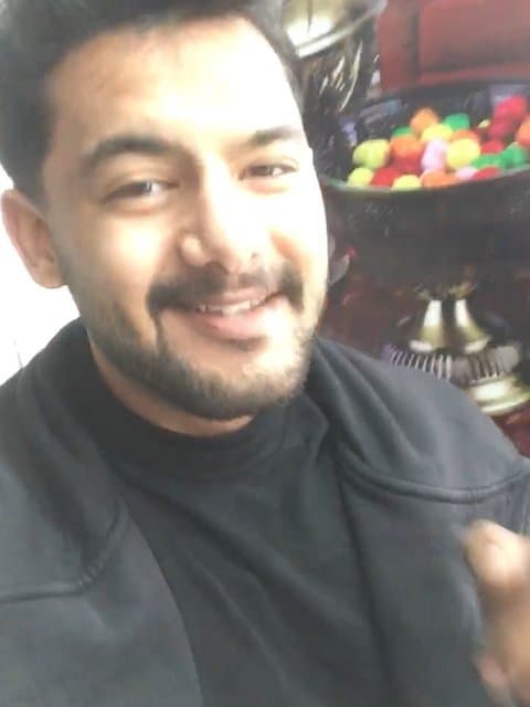 Ye Khabari Shode · Naser Zeynali