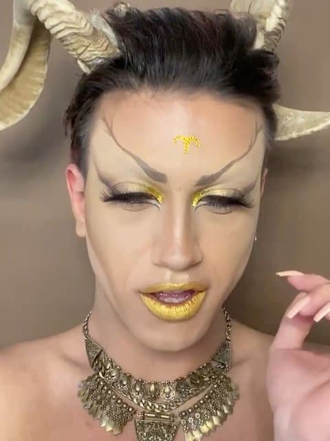 Maroochia (Ft Sepehr Khalse, Sami Low, Arta, & DJ Tricks) · Koorosh