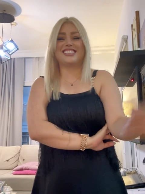 Dokhtar Irooni · Sohrab Pakzad