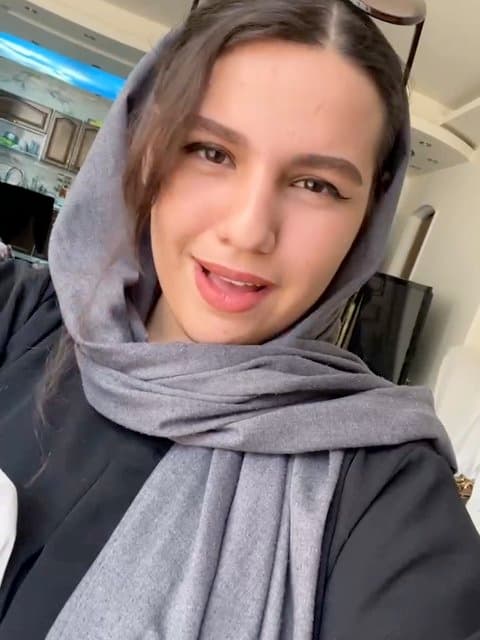 Maman Mano Bebakhsh · Sasy