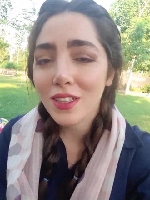 Koo Ta Biad · Donya