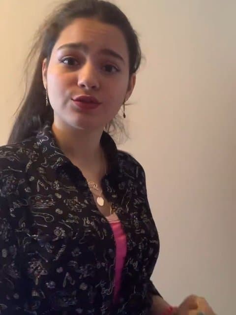 Ghasre Royayi · Donya