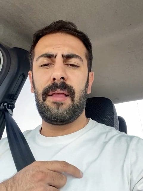 Zabane Atasho Ahan · Shajarian